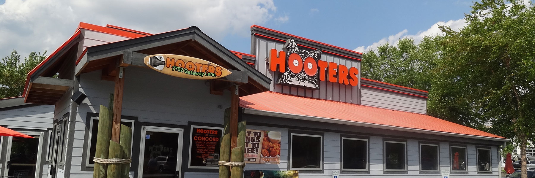 Hooters - Concord